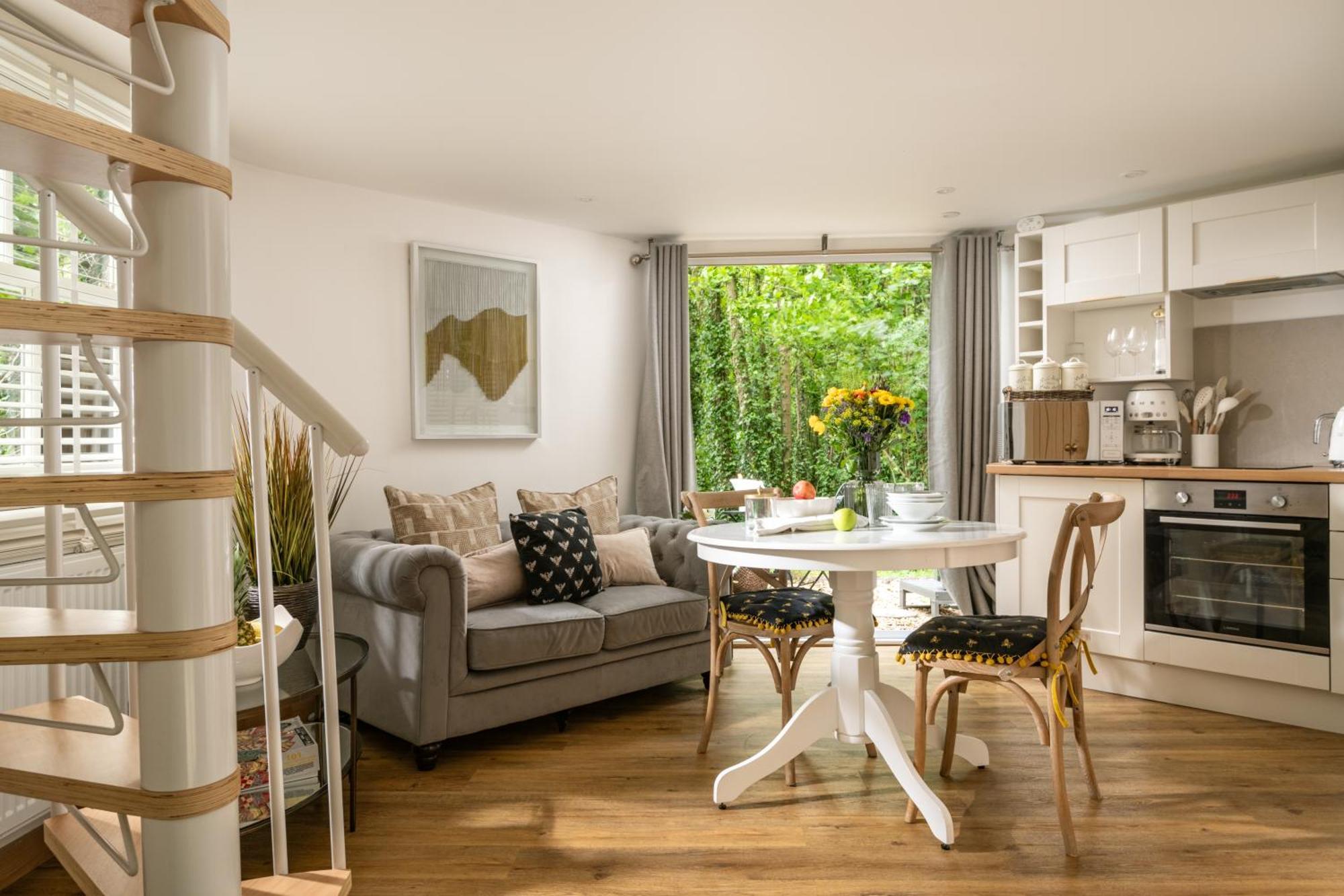 Honeycombe - Treehouse In The Heart Of Dorset Villa Blandford Forum Eksteriør bilde